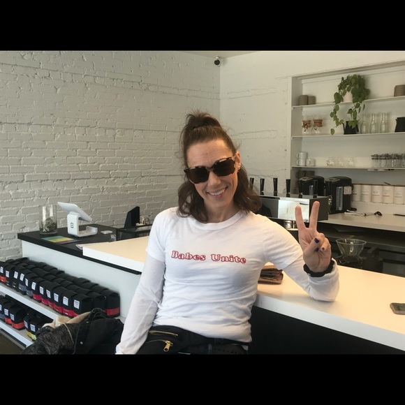 Meet your Posher, Brooke - Picture 3 of 4